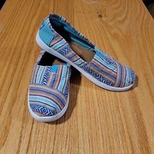 TOMS Youth Girls Size 5Y Classic Muti Tribal Slip On Flats Shoes Sneakers